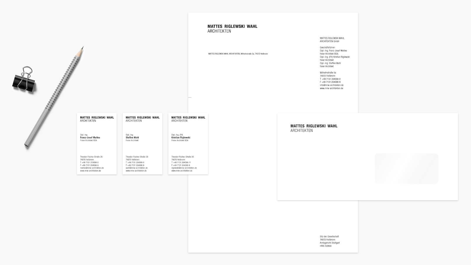 Briefpapier und Visitenkarten